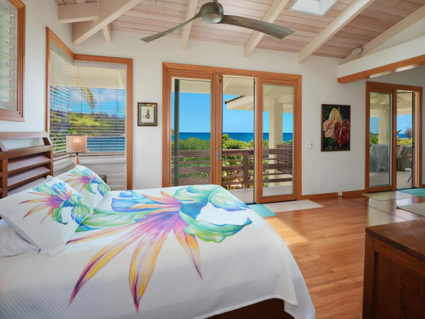 Experience Luxury in Moloa'a Bay - The Perfect Kauai Retreat